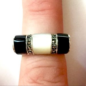 Vintage Jewelry - Marcasite onyx MOP Sterling silver ring 925 Vintage Jewelry - Marcasite onyx MOP Sterling silver ring 925